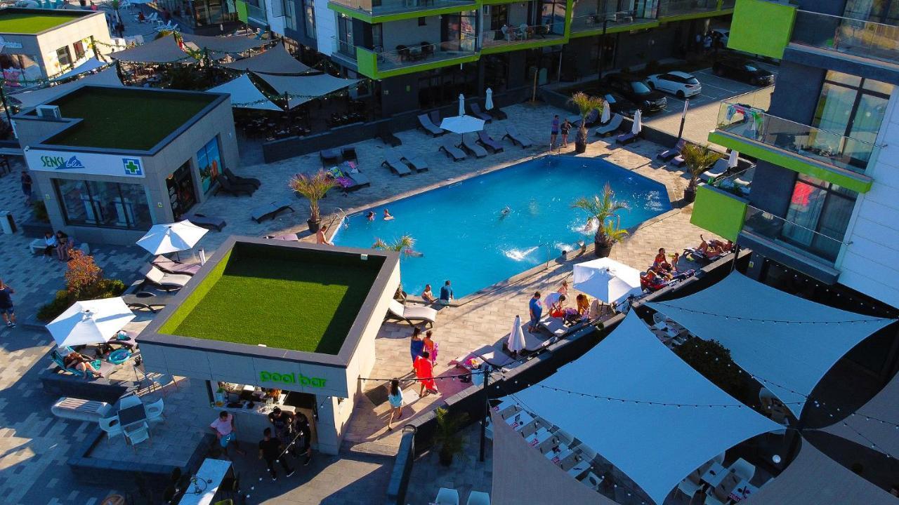 Sunfest Aparthotel Pool & Spa Mamaia Nord ナボダリ エクステリア 写真